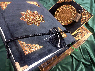 Luxury Quran box Gift Set in Premium Acrylic Box – Free Tasbih Included
